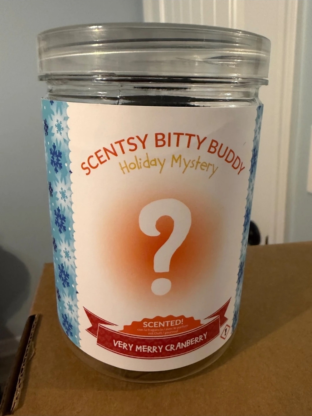 Holiday Mystery - Very Merry Cranberry (Red)